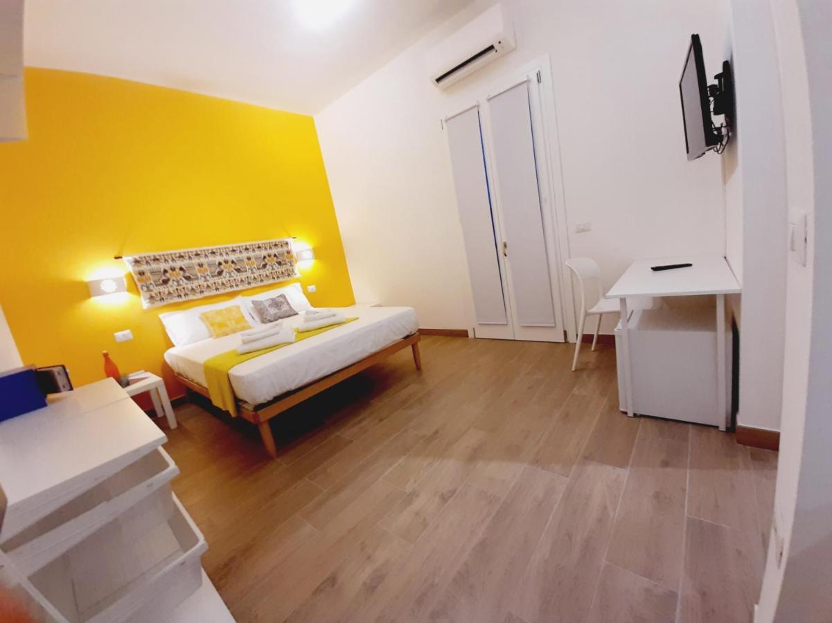 Camera Olbia Centro, Vacanze Olbia E Dintorni Hotel Bagian luar foto